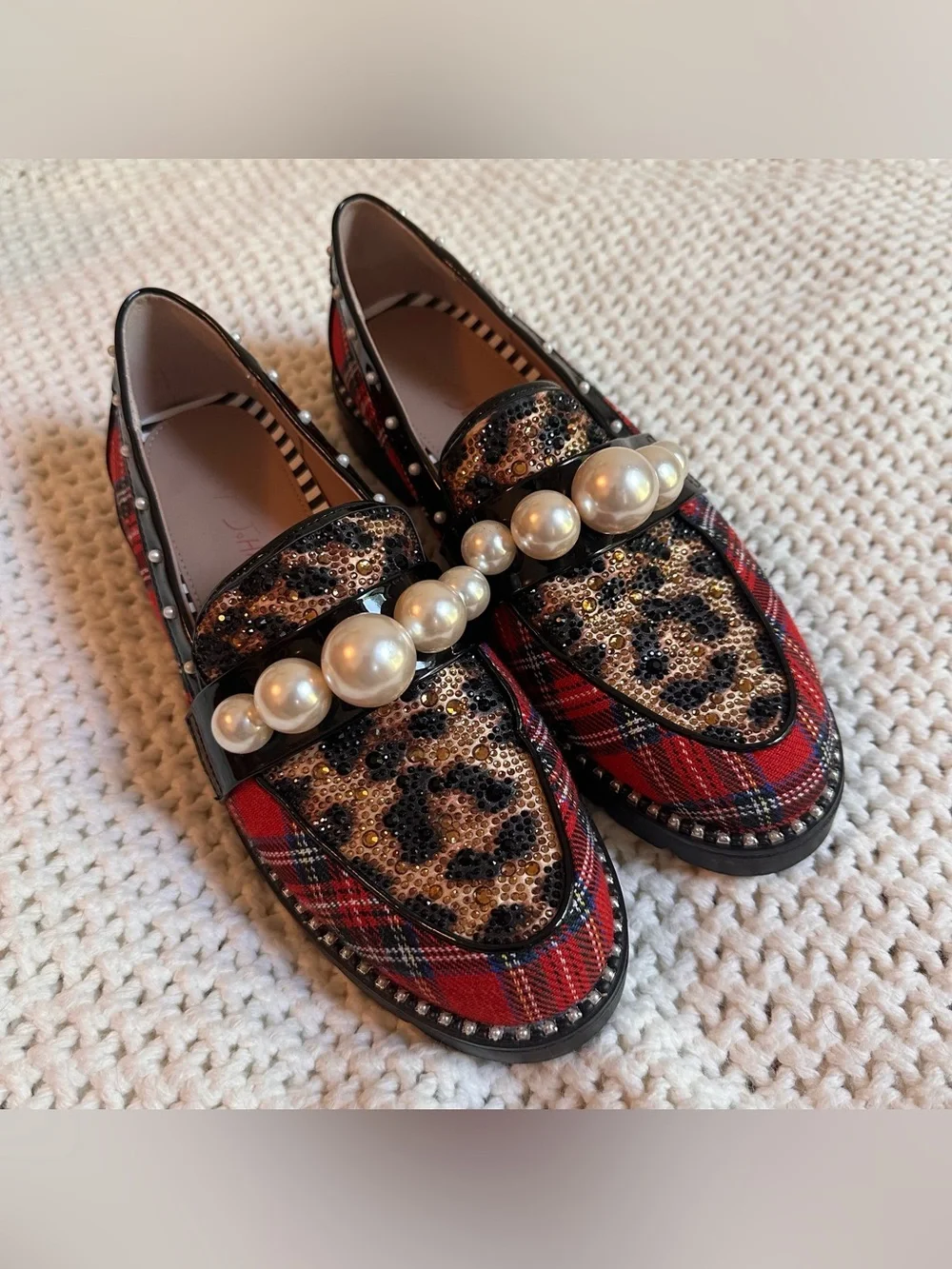 Betsey Johnson Harloe Loafer women’s 7.5 plaid leopard print pearl sparkles